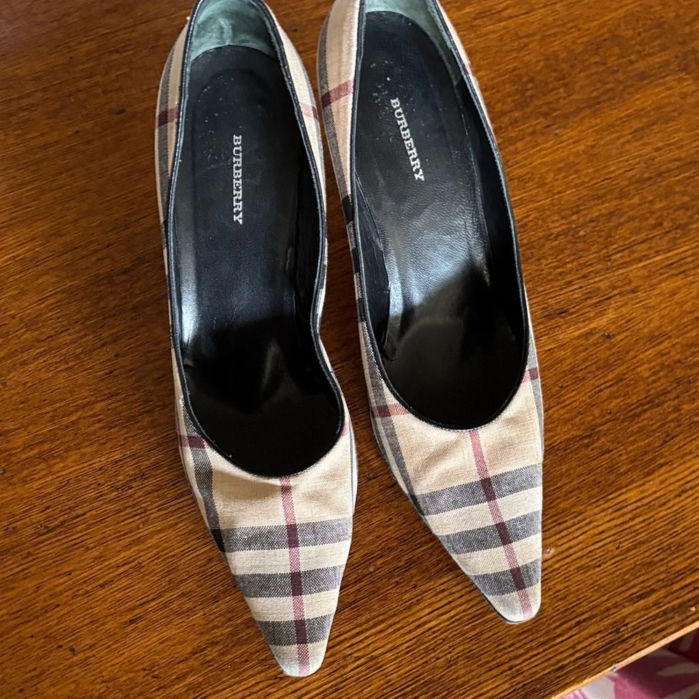 Burberry Beige and Black Plaid Heels - Picture 1 of 1